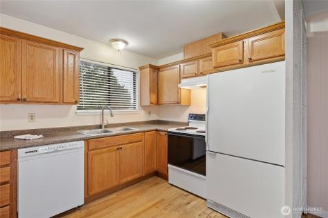 2014 SW 152nd Street Burien WA 98166
