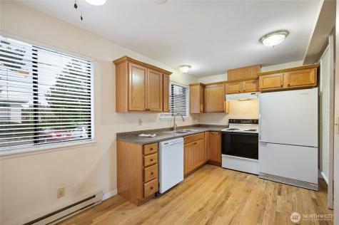 2014 SW 152nd Street Burien WA 98166