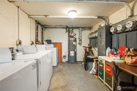 2014 SW 152nd Street Burien WA 98166