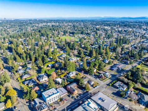 2014 SW 152nd Street Burien WA 98166