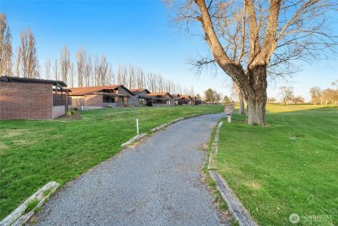 1233 NE Nanto Road Moses Lake WA 98837