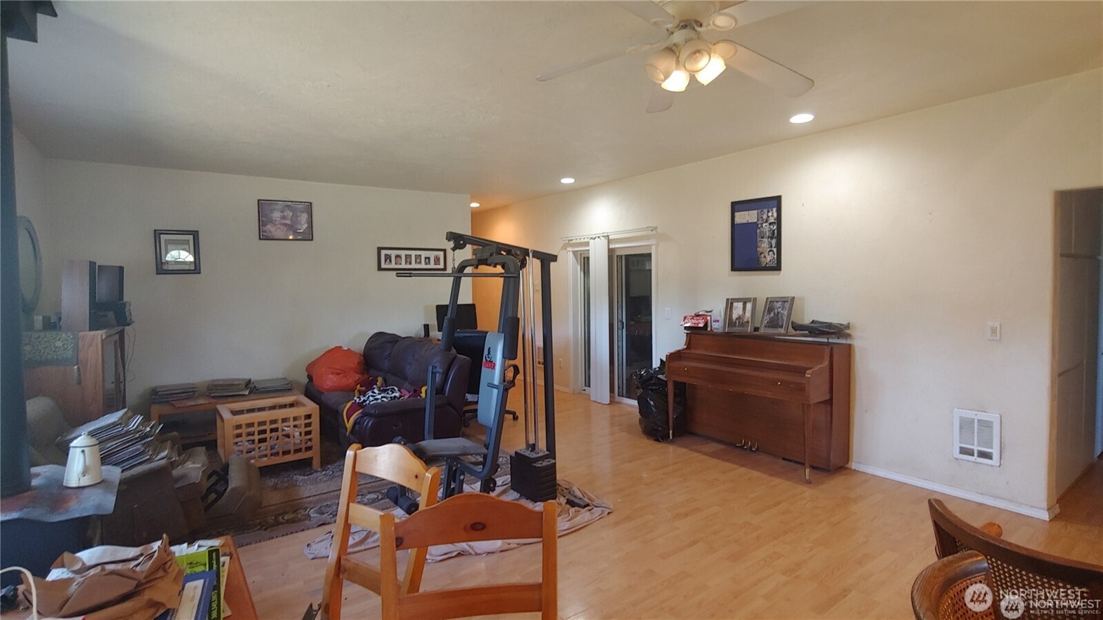 664 Rhoades Road Winlock WA 98596