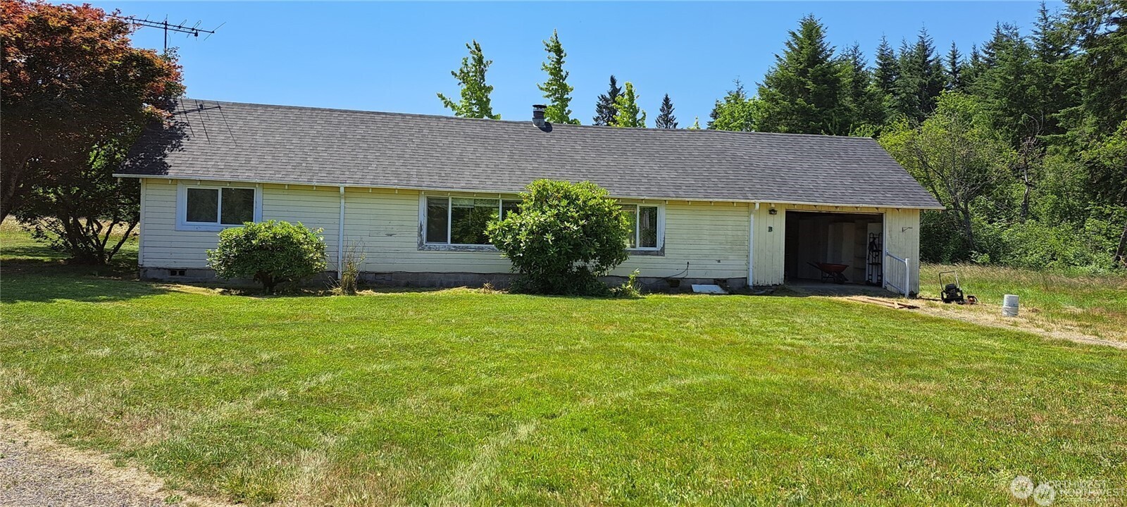 664 Rhoades Road Winlock WA 98596