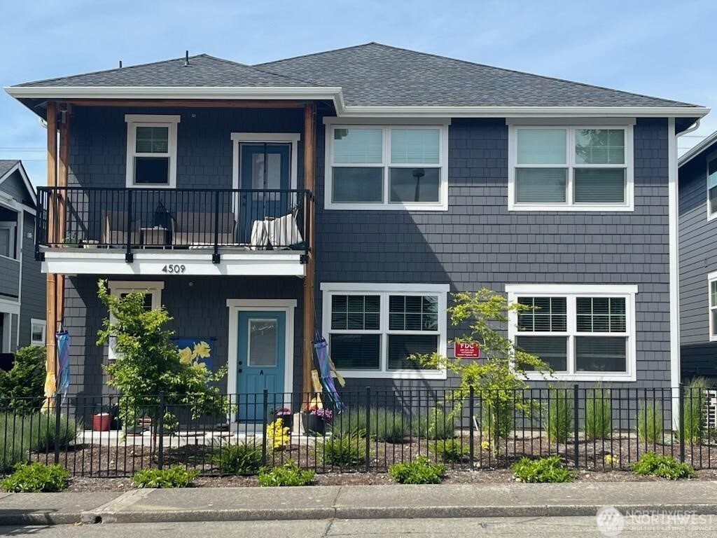 4509 6th Avenue Tacoma WA 98406