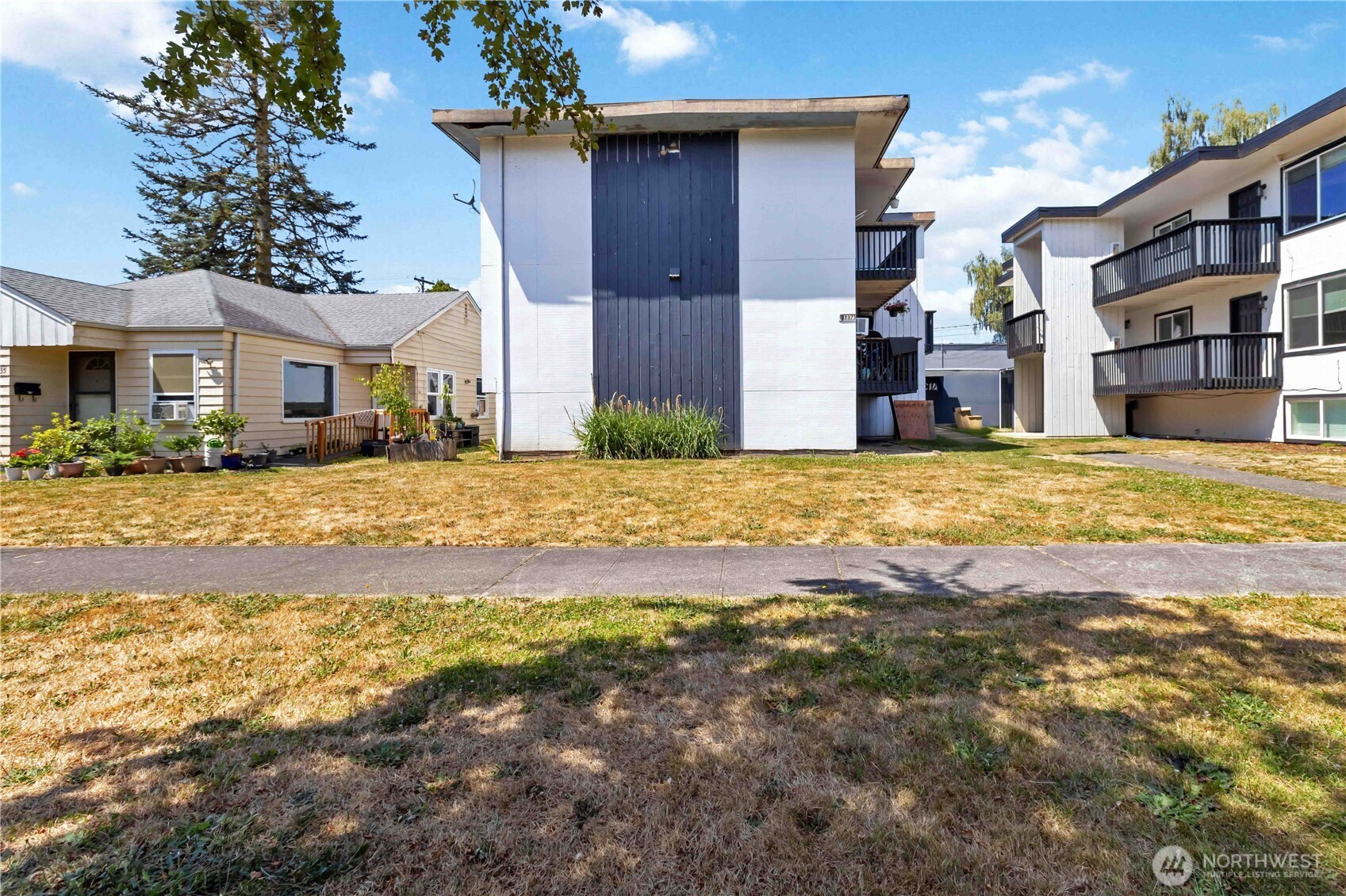 1337 10th Avenue Longview WA 98632