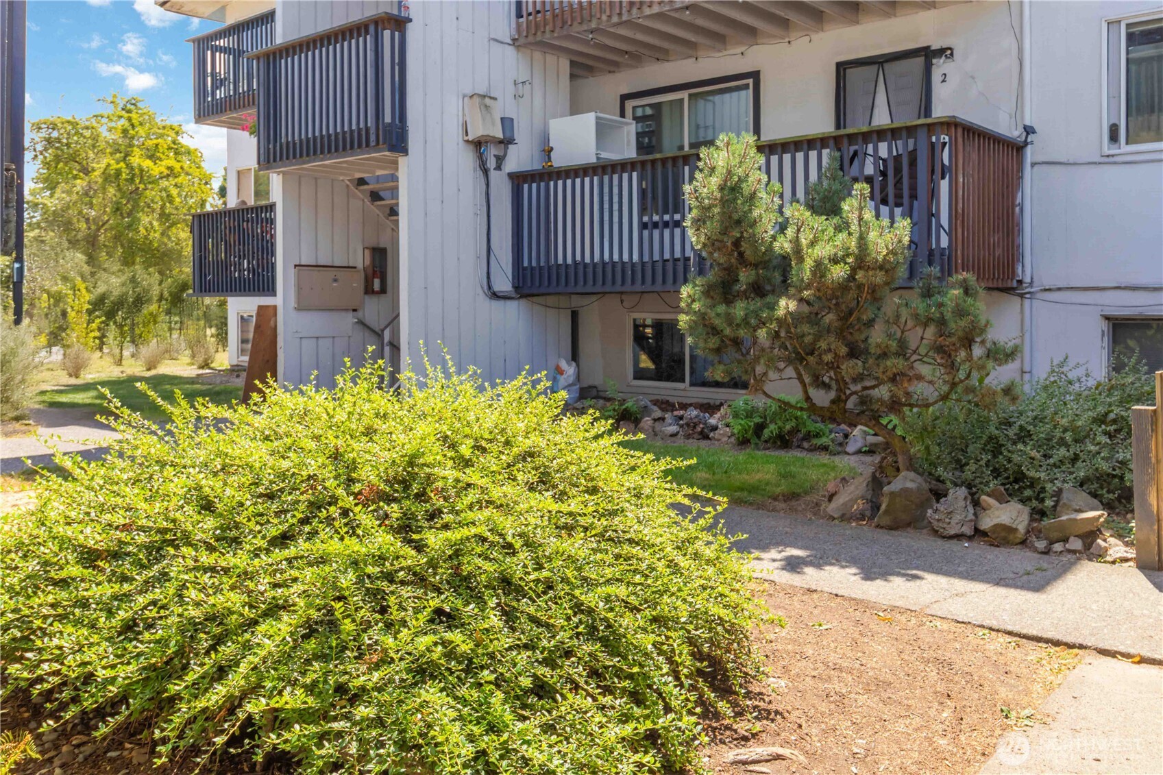 1337 10th Avenue Longview WA 98632