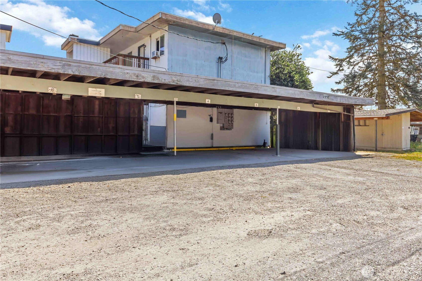 1337 10th Avenue Longview WA 98632