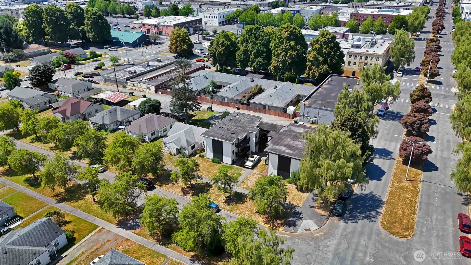 1337 10th Avenue Longview WA 98632
