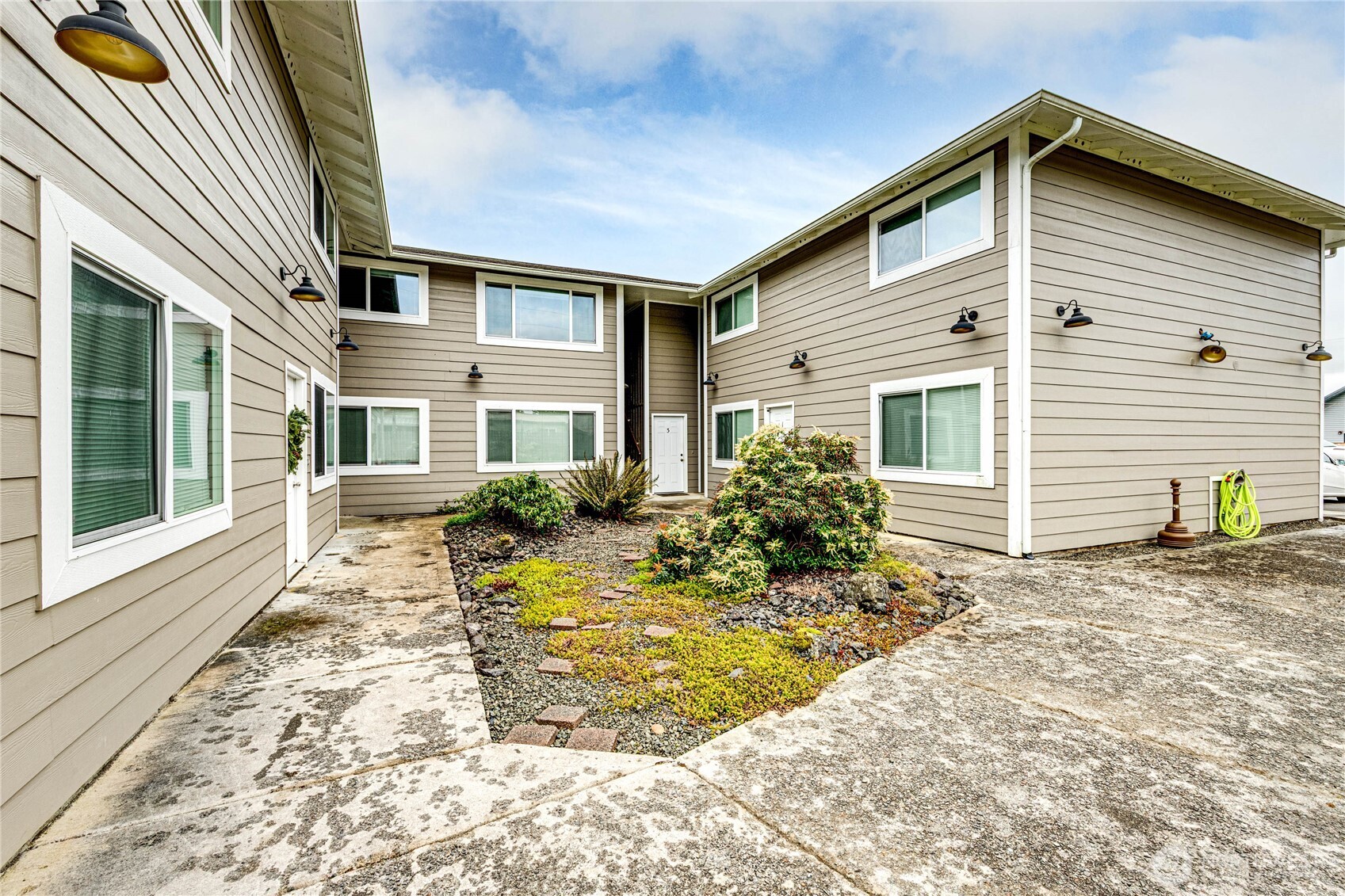 97 S Elderberry Avenue Forks WA 98331