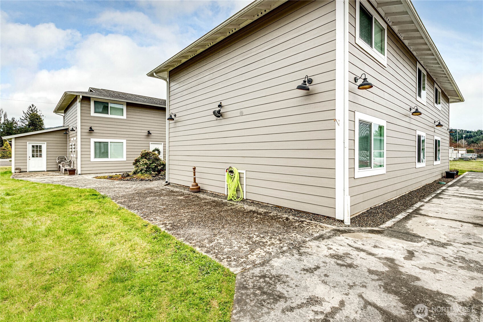 97 S Elderberry Avenue Forks WA 98331