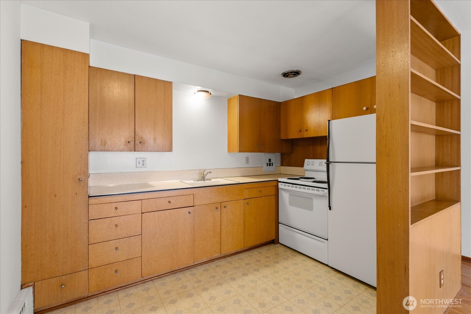 4912 Evanston Avenue N Seattle WA 98103