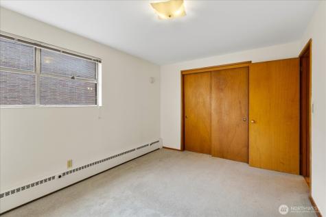4912 Evanston Avenue N Seattle WA 98103