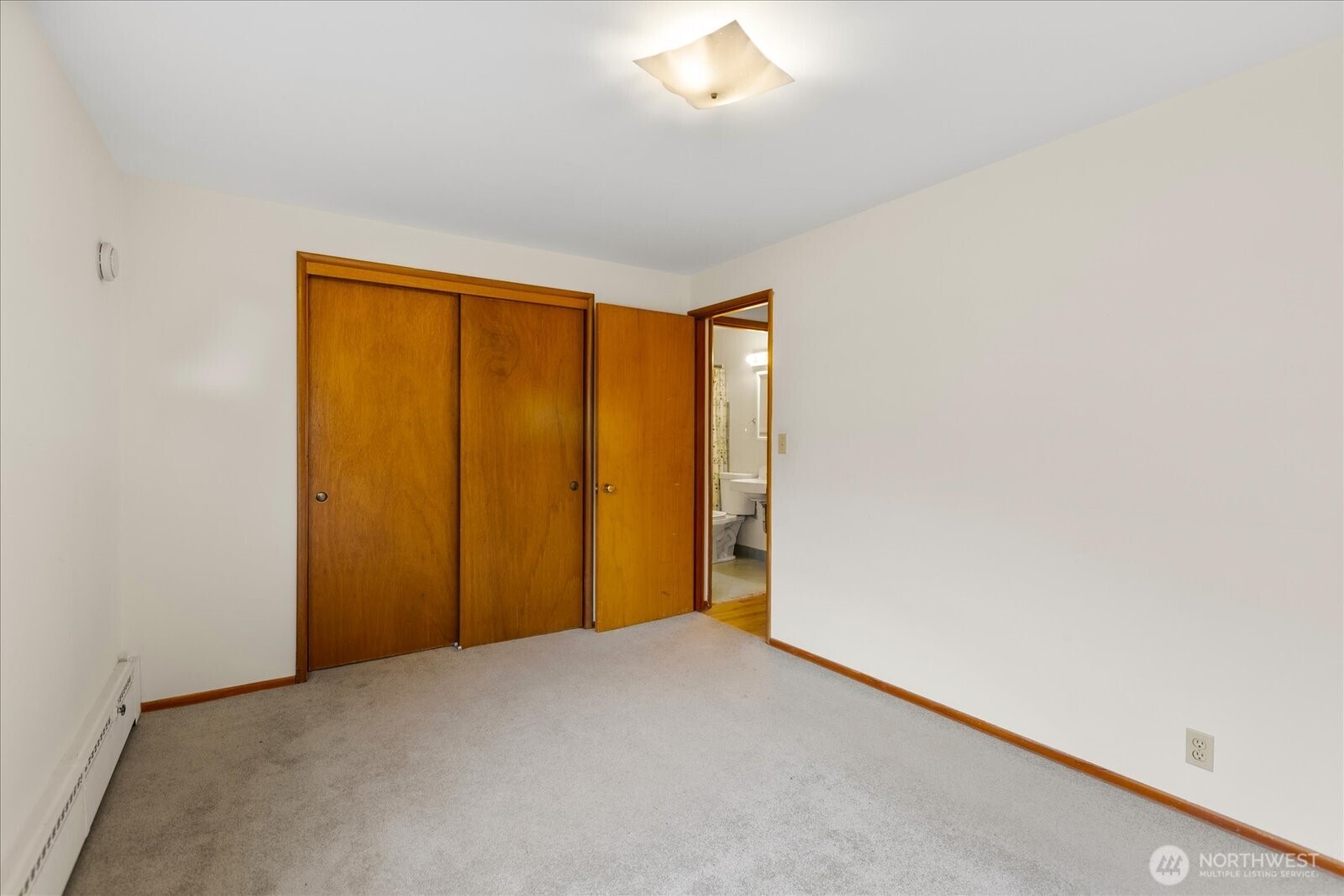 4912 Evanston Avenue N Seattle WA 98103