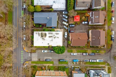 4912 Evanston Avenue N Seattle WA 98103