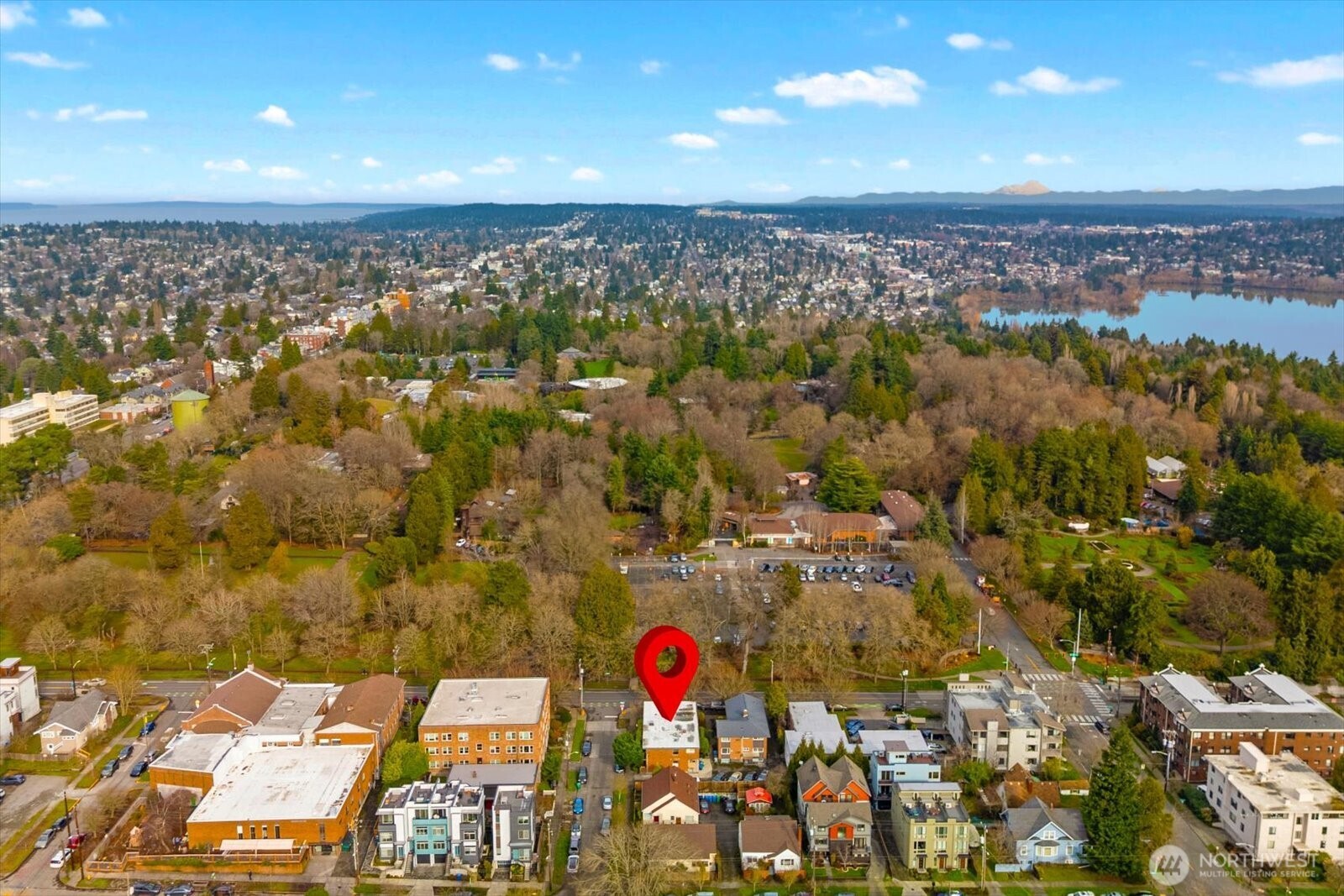 4912 Evanston Avenue N Seattle WA 98103