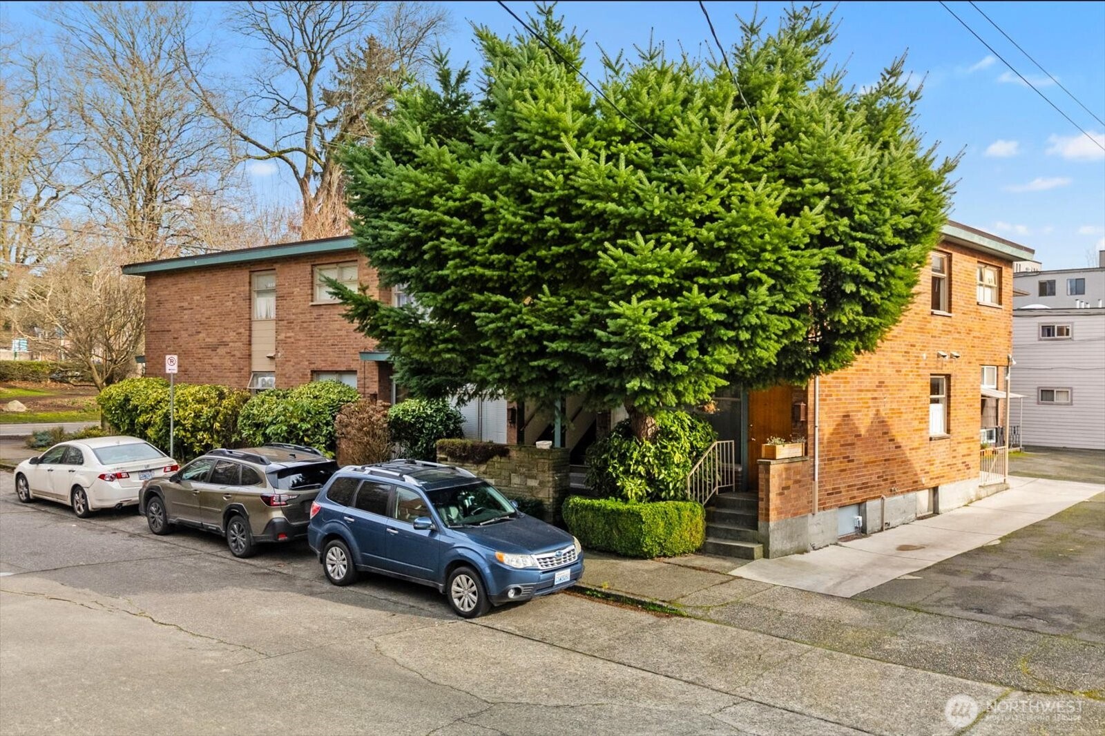 4912 Evanston Avenue N Seattle WA 98103
