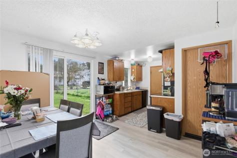 11209 89th Avenue Court E Puyallup WA 98373