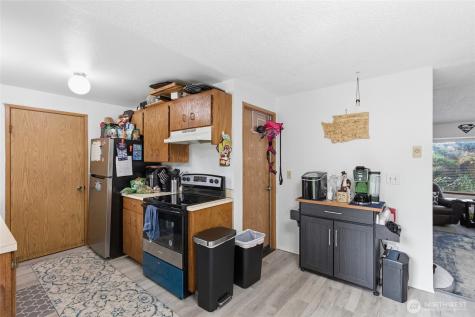 11209 89th Avenue Court E Puyallup WA 98373
