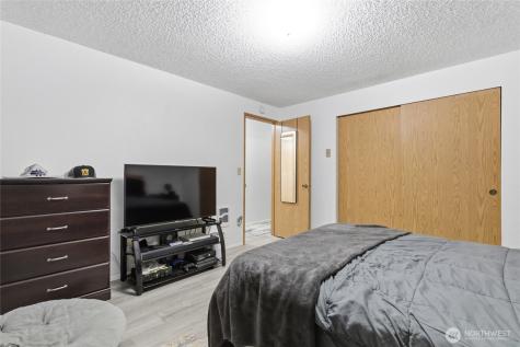 11209 89th Avenue Court E Puyallup WA 98373