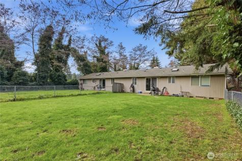 11209 89th Avenue Court E Puyallup WA 98373