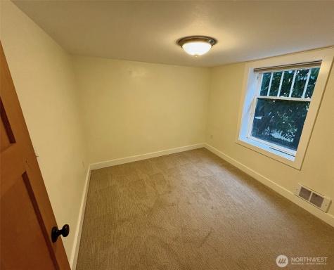 812 E Gwinn Place Seattle WA 98102