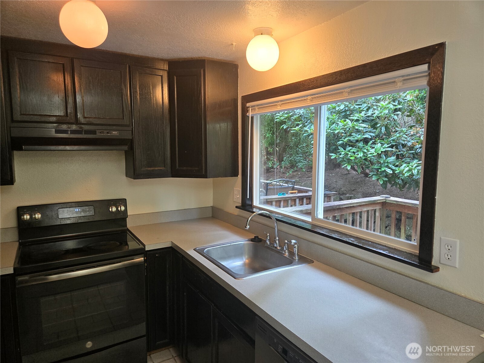 15320 40th Avenue W Lynnwood WA 98087