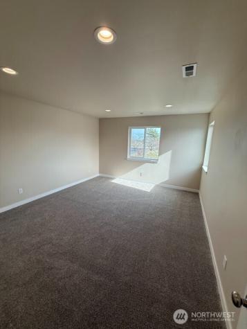 930 W Ted Yao Way Moses Lake WA 98837