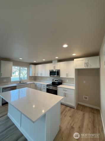 930 W Ted Yao Way Moses Lake WA 98837