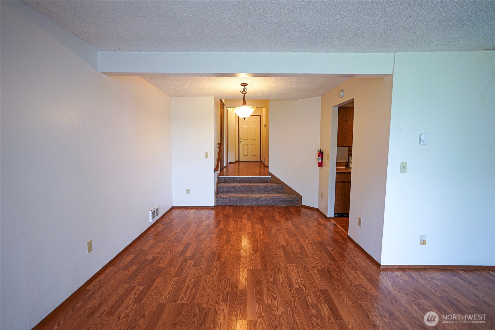 108 Kensington Avenue SW Kent WA 98030