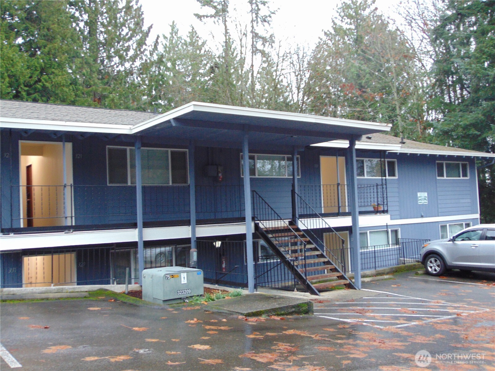 303 Poppy Road Bothell WA 98012