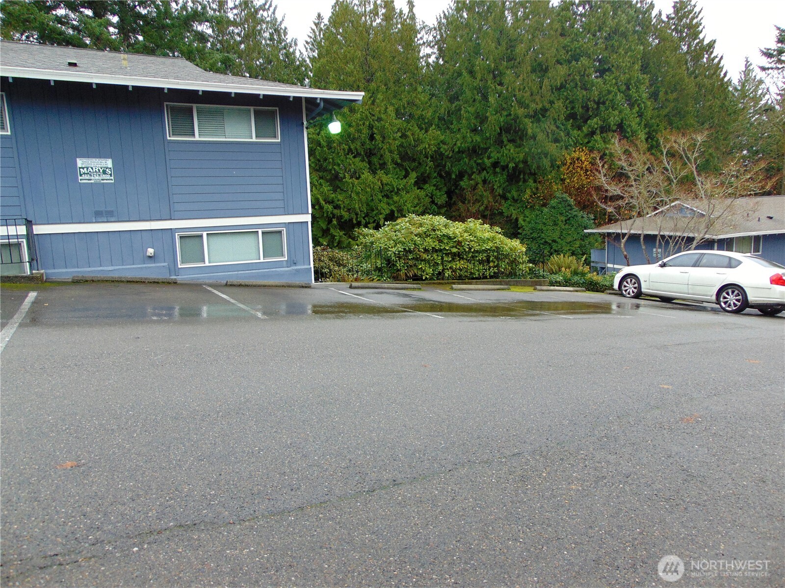 303 Poppy Road Bothell WA 98012