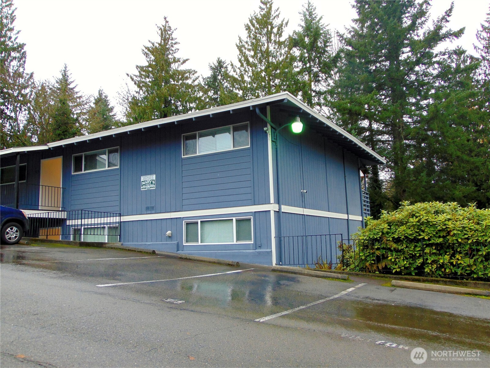 303 Poppy Road Bothell WA 98012