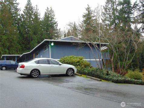 303 Poppy Road Bothell WA 98012