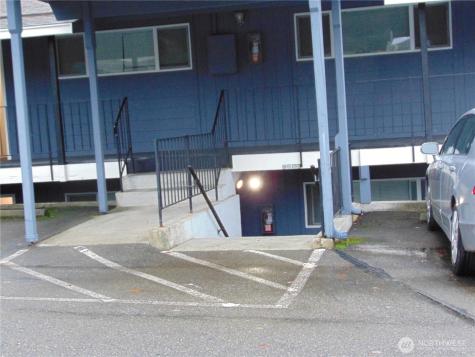 303 Poppy Road Bothell WA 98012
