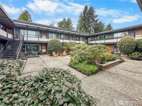11521 26th Avenue NE Seattle WA 98125
