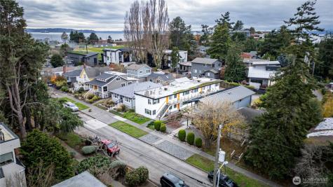 3035 64th Avenue SW Seattle WA 98116