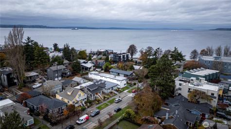 3035 64th Avenue SW Seattle WA 98116