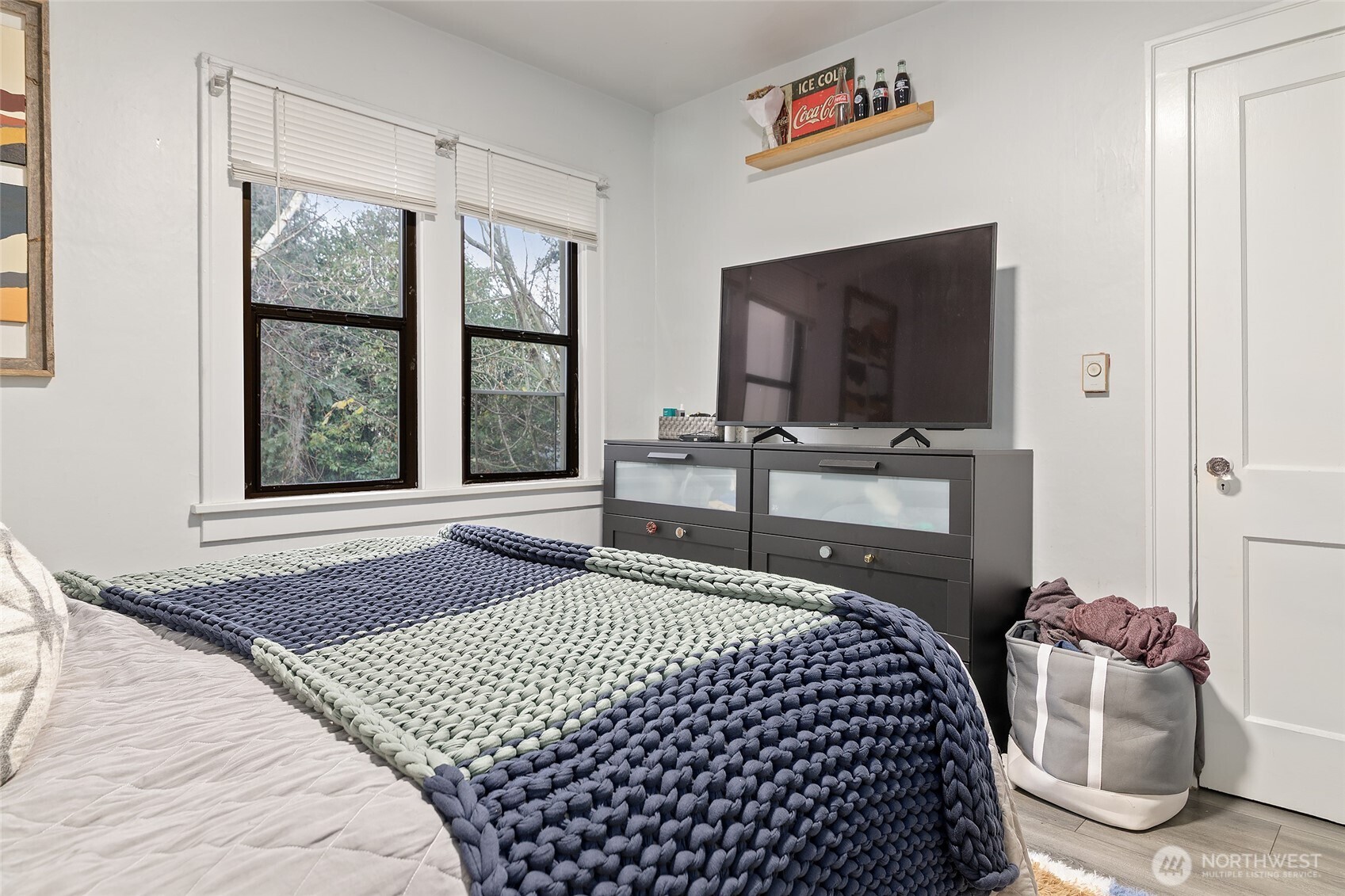 6110 8th Avenue NW Seattle WA 98107