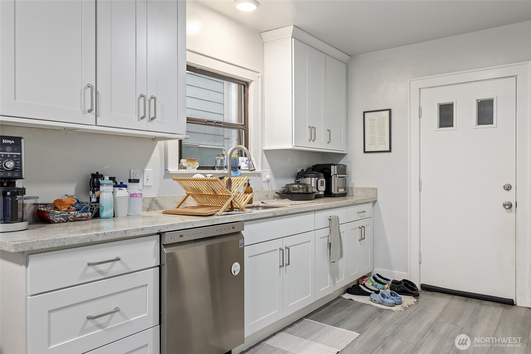 6110 8th Avenue NW Seattle WA 98107