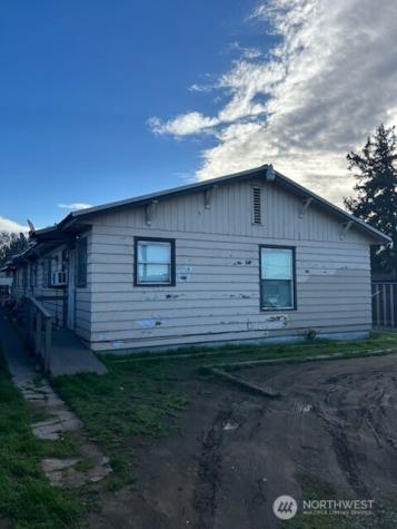 705 N 1st Street Yakima WA 98901