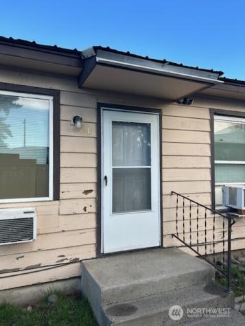 705 N 1st Street Yakima WA 98901