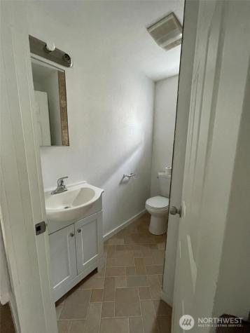 517 Emerson Avenue Hoquiam WA 98550