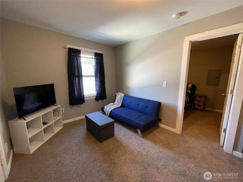 517 Emerson Avenue Hoquiam WA 98550