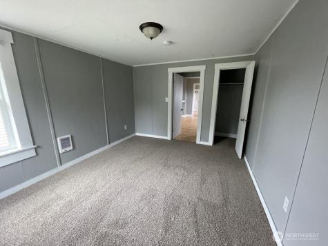 517 Emerson Avenue Hoquiam WA 98550