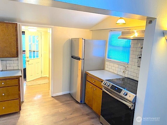 8829 Midvale Avenue N Seattle WA 98103