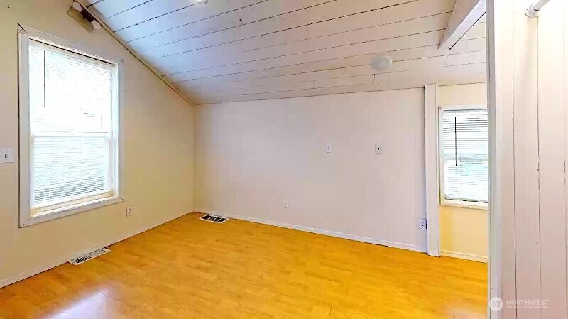 8829 Midvale Avenue N Seattle WA 98103