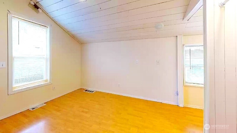 8829 Midvale Avenue N Seattle WA 98103
