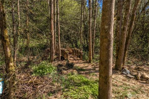 4715 116th Avenue E Edgewood WA 98372