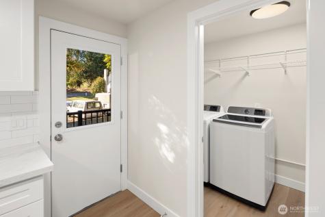 845 Kirkland Way Kirkland WA 98033