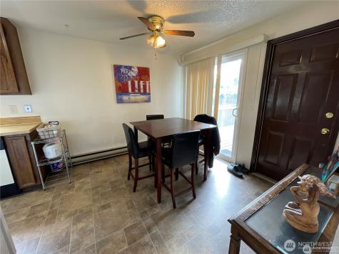 1206 Tule Lake Road S Tacoma WA 98444